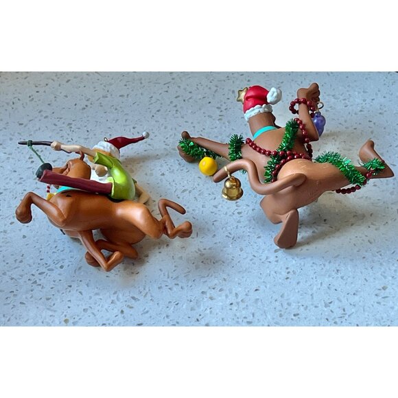Hallmark 2000 Scooby-Doo & TM Warmer 2002 Shaggy Christmas Ornaments Lot of 2 - Picture 6 of 9
